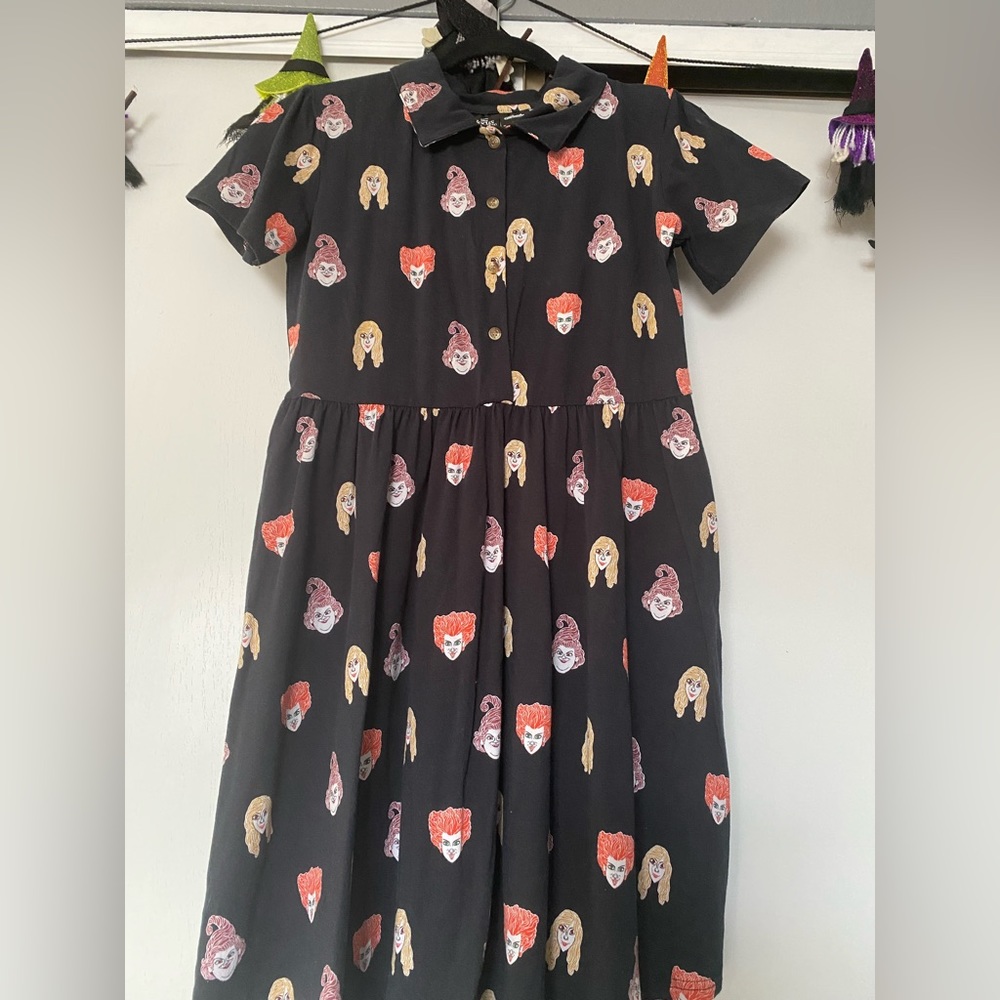 CakeWorthy Hocus Pocus dress.